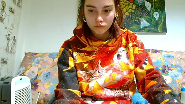 Snapshot of Sophie_Bell chatting on February 21, 7:43 pm Sophie Bell online show from February 21, 7:43 pm