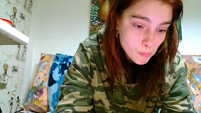 Snapshot of Sophie_Bell chatting on February 24, 8:36 pm Sophie Bell online show from February 24, 8:36 pm