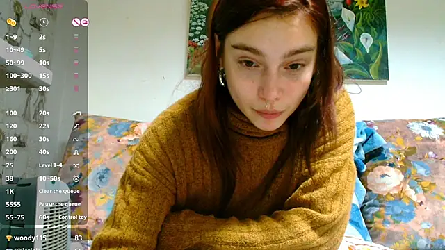 Snapshot of Sophie_Bell chatting on February 27, 8:31 pm Sophie Bell online show from February 27, 8:31 pm