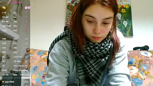 Snapshot of Sophie_Bell chatting on February 28, 7:25 pm Sophie Bell online show from February 28, 7:25 pm