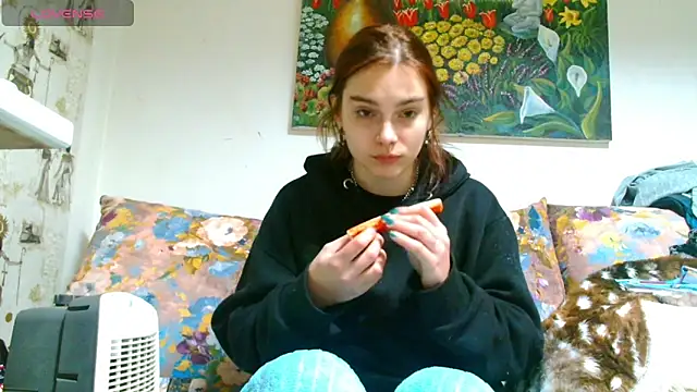 Snapshot of Sophie_Bell chatting on March 9, 6:21 pm Sophie Bell online show from March 9, 6:21 pm