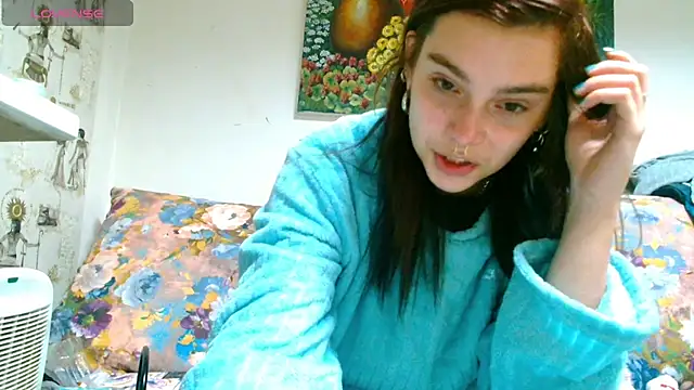 Snapshot of Sophie_Bell chatting on March 9, 9:25 pm Sophie Bell online show from March 9, 9:25 pm