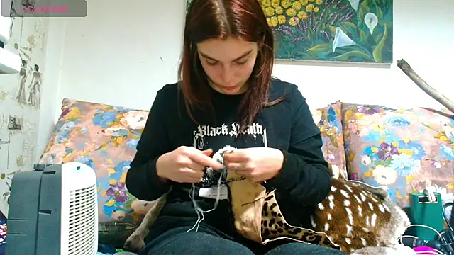 Snapshot of Sophie_Bell chatting on March 14, 7:34 pm Sophie Bell online show from March 14, 7:34 pm