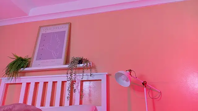 KendalMilleer online show from December 5, 10:24 am