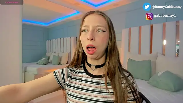 gabi bunny online show from March 9, 5:50 pm