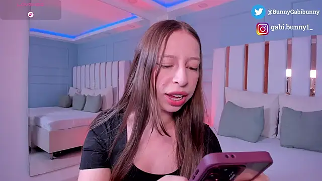 gabi bunny online show from July 31, 5:34 pm