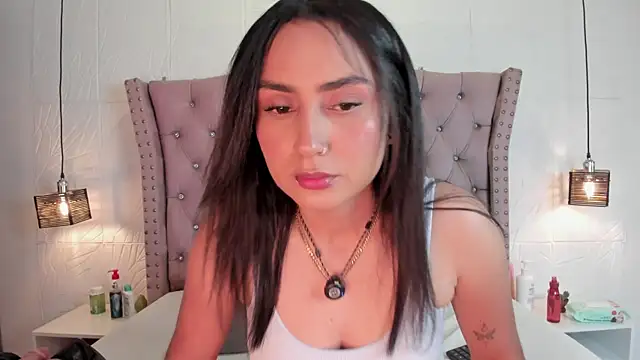 Snapshot of lia_sofiia chatting on April 17, 9:23 am lia sofiia online show from April 17, 9:23 am