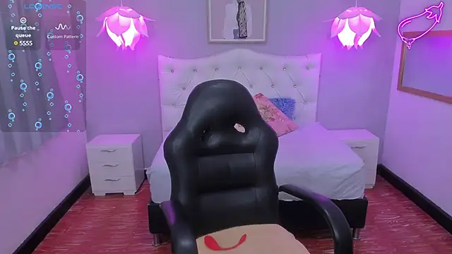 Lisa7 7 online show from February 25, 12:24 pm