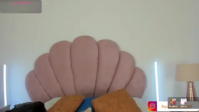 Nicole Paradise online show from June 13, 12:58 pm