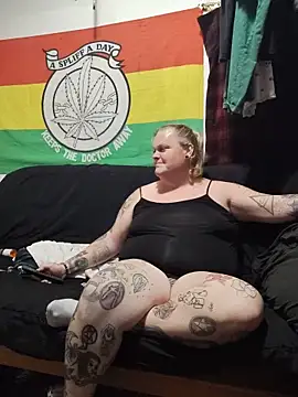 Trans Girl next door420 online show from June 2, 9:06 pm