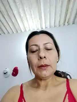 Snapshot of Mia-funny20 chatting on January 4, 2:14 pm Mia-funny20 online show from January 4, 2:14 pm