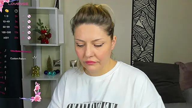 Snapshot of fucking_punishment chatting on December 8, 1:46 am fucking punishment online show from December 8, 1:46 am