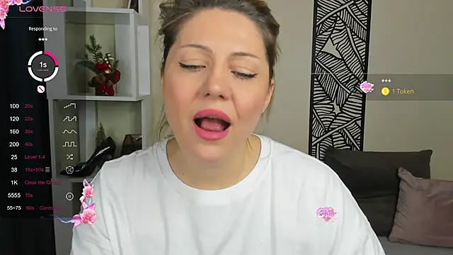 Snapshot of fucking_punishment chatting on December 9, 2:02 am fucking punishment online show from December 9, 2:02 am