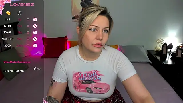 Snapshot of fucking_punishment chatting on February 26, 12:14 pm fucking punishment online show from February 26, 12:14 pm