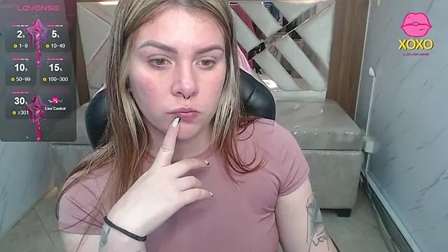 Paula b  online show from May 1, 1:05 pm