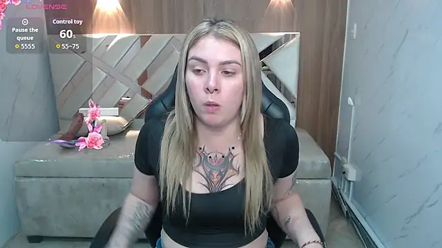 Paula b  online show from May 16, 12:48 pm