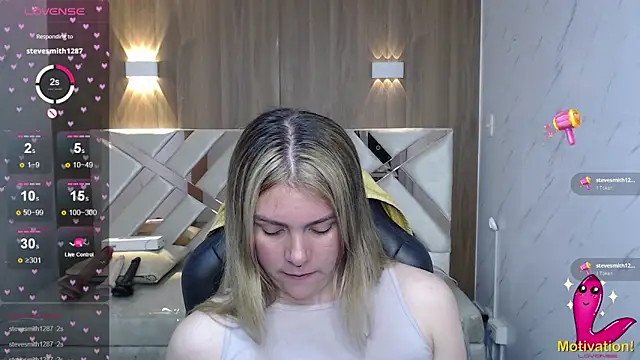 Paula b  online show from May 25, 12:55 pm
