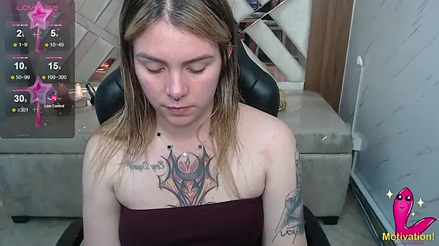 Paula b  online show from July 3, 12:55 pm