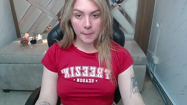 Paula b  online show from July 11, 12:52 pm