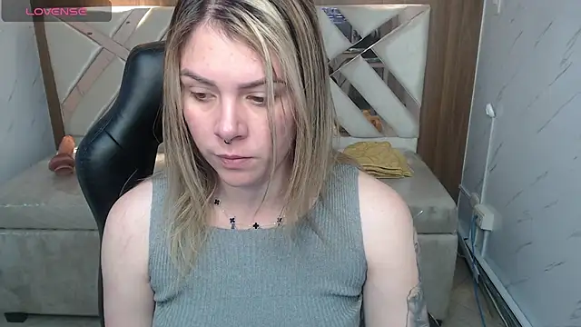 Paula b  online show from July 13, 1:03 pm