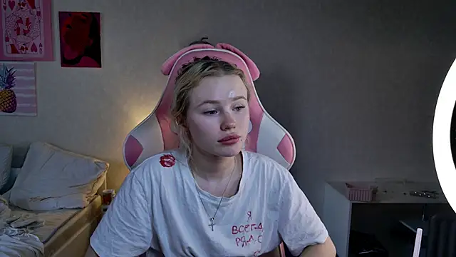 LexieLoree online show from February 9, 10:42 am