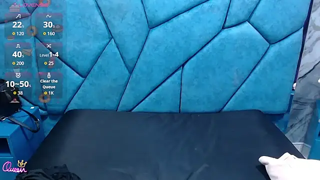 CooperEmma  online show from April 24, 3:31 am