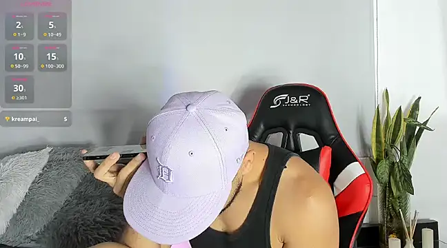 sanjuan01 online show from December 11, 8:07 pm