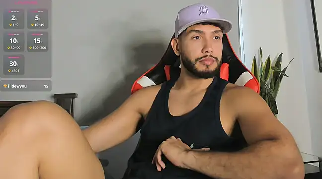 sanjuan01 online show from December 13, 9:09 pm