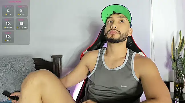 sanjuan01 online show from December 25, 7:56 pm