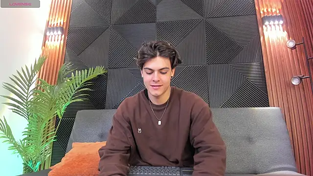 scott brands online show from February 2, 1:02 am