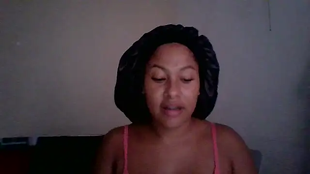 Snapshot of Kitra_New chatting on November 5, 8:31 pm Kitra New online show from November 5, 8:31 pm