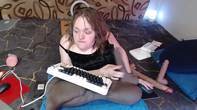 MiniNatalie online show from March 16, 2:43 am