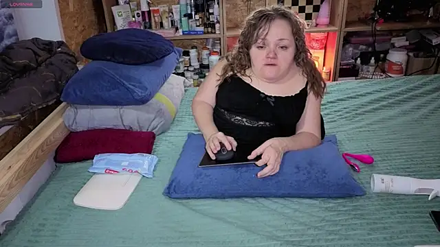 MiniNatalie online show from December 5, 10:57 am