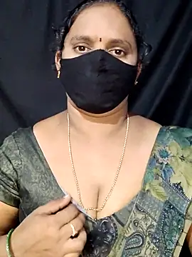 vintage-vibs online show from February 20, 4:39 am