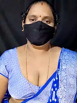 vintage-vibs online show from September 8, 5:45 pm