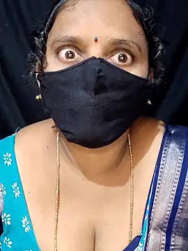 vintage-vibs online show from September 18, 6:21 pm