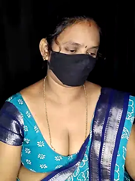 vintage-vibs online show from December 17, 3:34 am