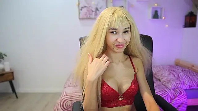 Snapshot of Amai__Liu chatting on November 25, 6:52 pm Amai Liu online show from November 25, 6:52 pm