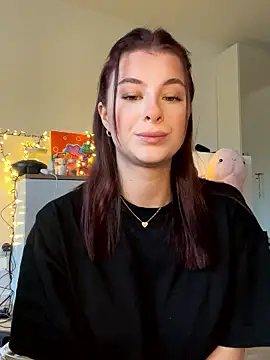 Mia-Minou online show from January 16, 8:51 am