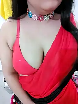 Snapshot of SHUBHI880 chatting on February 12, 2:43 pm SHUBHI880 online show from February 12, 2:43 pm