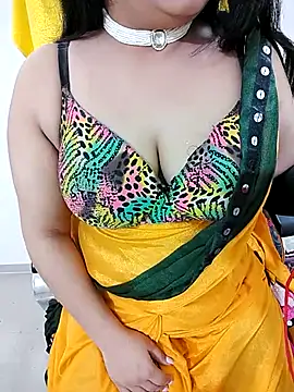 Snapshot of SHUBHI880 chatting on February 19, 4:22 pm SHUBHI880 online show from February 19, 4:22 pm