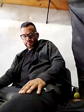 Daos69 online show from December 21, 1:51 pm