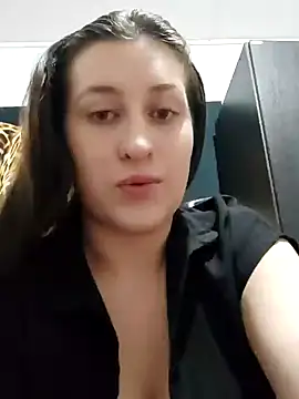 dulccemaria24 online show from January 12, 7:42 pm