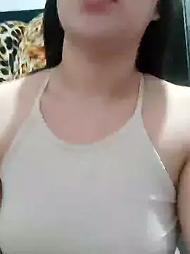 dulccemaria24 online show from March 12, 3:35 am