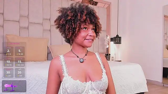  CurlyGirl  online show from July 27, 3:57 am