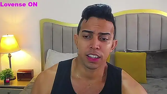 Snapshot of randy_paterman_ chatting on December 26, 1:21 pm randy paterman  online show from December 26, 1:21 pm