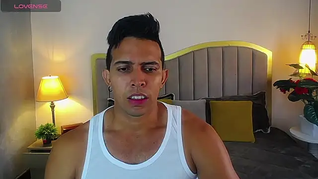 Snapshot of randy_paterman_ chatting on February 4, 1:27 pm randy paterman  online show from February 4, 1:27 pm