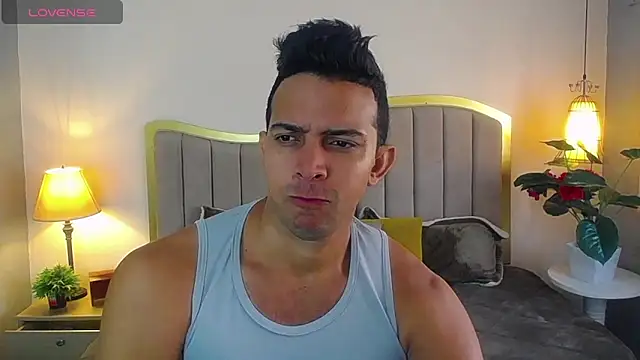 Snapshot of randy_paterman_ chatting on February 10, 1:22 pm randy paterman  online show from February 10, 1:22 pm