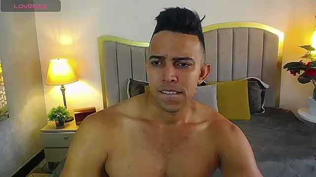 Snapshot of randy_paterman_ chatting on February 13, 1:26 pm randy paterman  online show from February 13, 1:26 pm