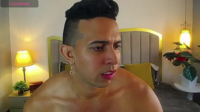 Snapshot of randy_paterman_ chatting on February 17, 1:42 pm randy paterman  online show from February 17, 1:42 pm